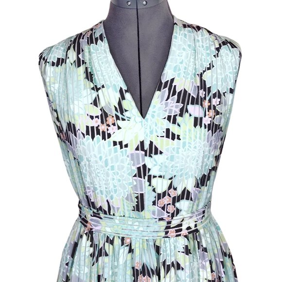 # Kate Spade - Dalia Bloom Burnout - Sz 6 - Picture 4 of 13